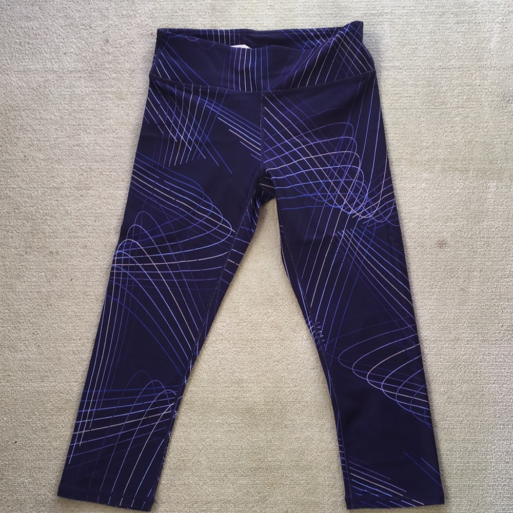 NWT Fabletics Salar Capri